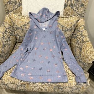 Freshman Textured Knit Top in Gray